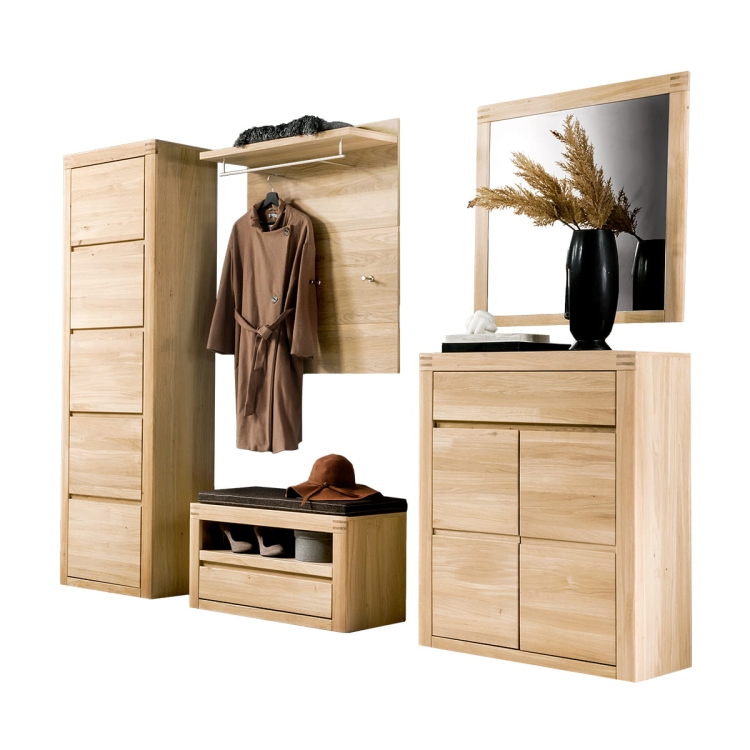 Dębowe meble do przedpokoju w bielonym wybarwieniu