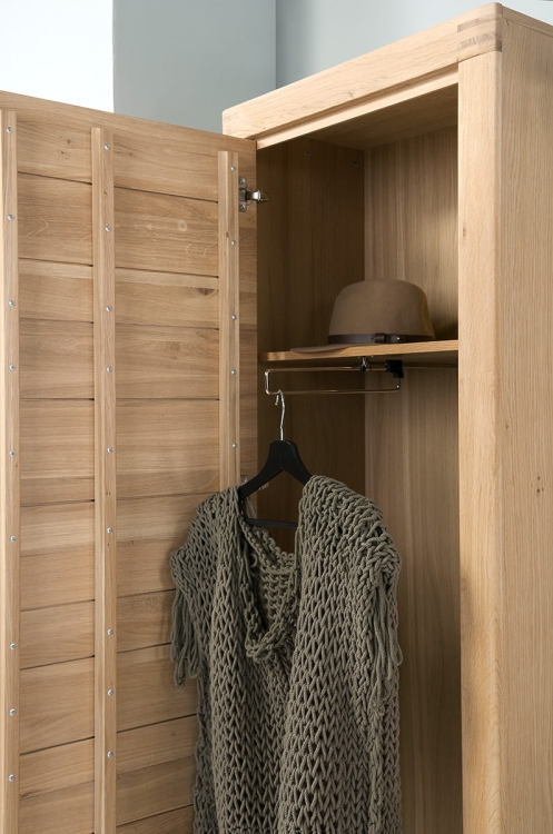 Szafa dębowa do przedpokoju z kolekcji Milo.jpg