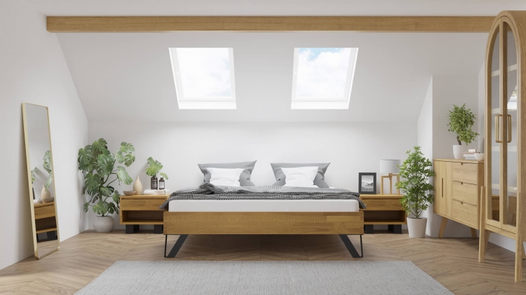 Małżeńskie łóżko drewniane dąb naturalny Toro 140x200 z solidną konstrukcją ramy.