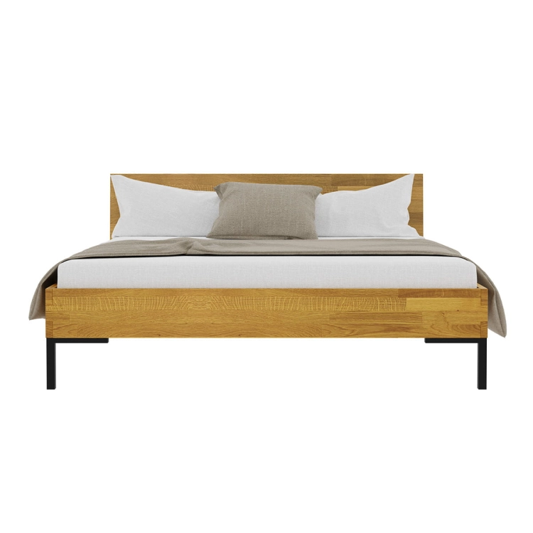 Łóżko dębowe Yoko Classic 140x200 z pełnym zagłówkiem, minimalistyczny styl, naturalny dąb, wykończenie olejem BIOFA.