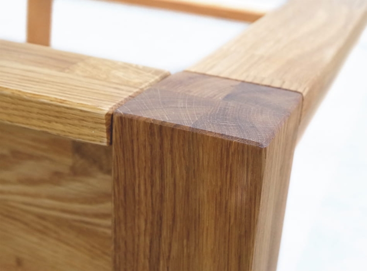 Masywna rama łóżka dębowego Solid 160x200, drewniana, naturalny dąb, grubość 1.9 cm.