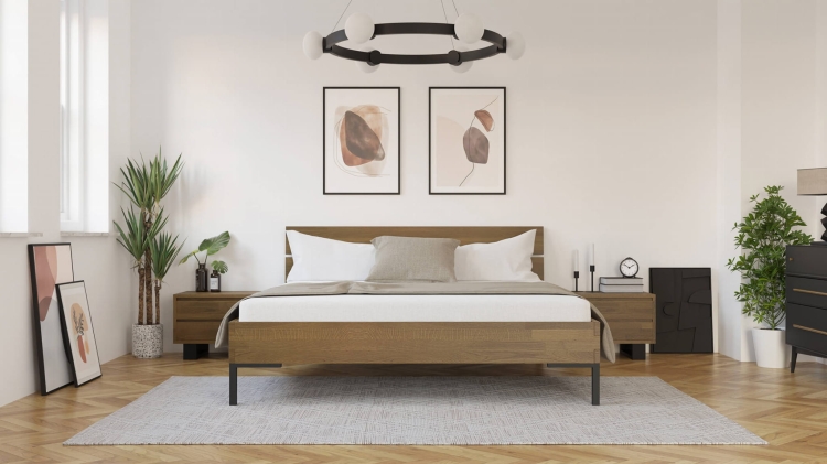 Drewniane łóżko YOKO Style 160x200 w kolorze orzechowym, minimalistyczna aranżacja sypialni z industrialnym akcentem