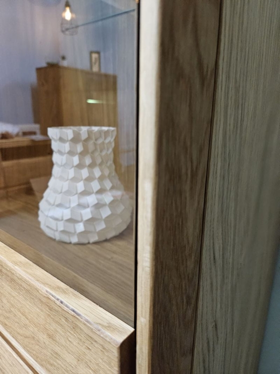 przeszklenia w kolekcji Altea.jpg