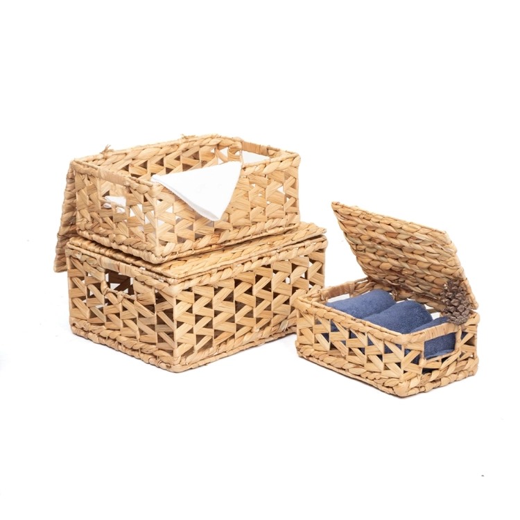 Zestaw plecionych koszy ażurowych z pokrywką w rozmiarach S, M i L