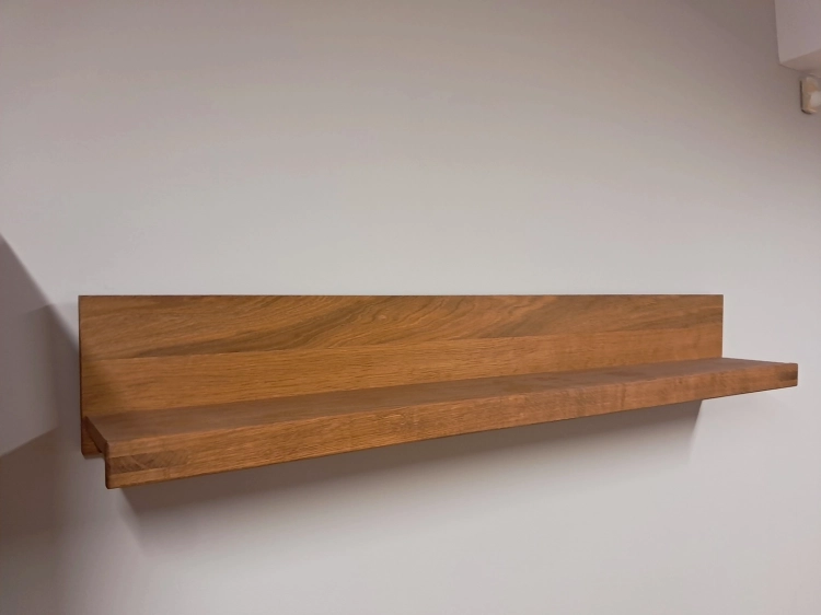 Powystawowa półka ścienna Como / Riva 139 cm – wyprzedaż